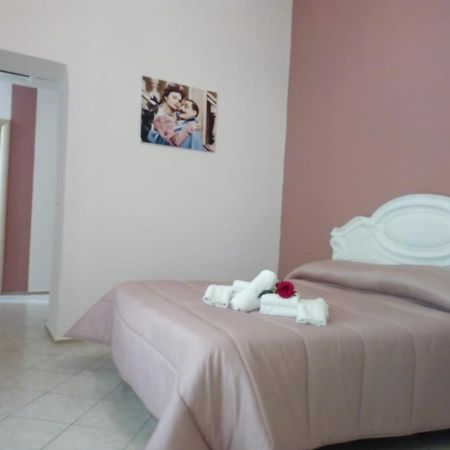 La Passione Italiana Apartment Наполи Екстериор снимка