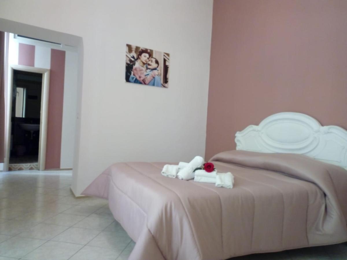 La Passione Italiana Apartment Наполи Екстериор снимка
